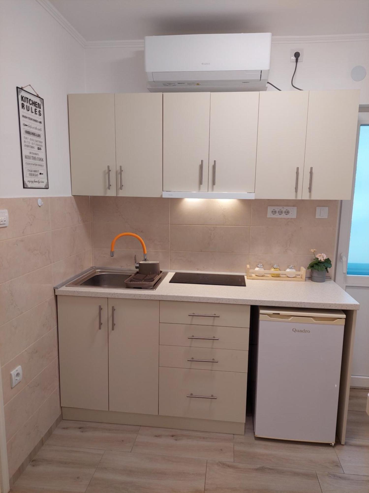Street Apartment Subotica Ngoại thất bức ảnh