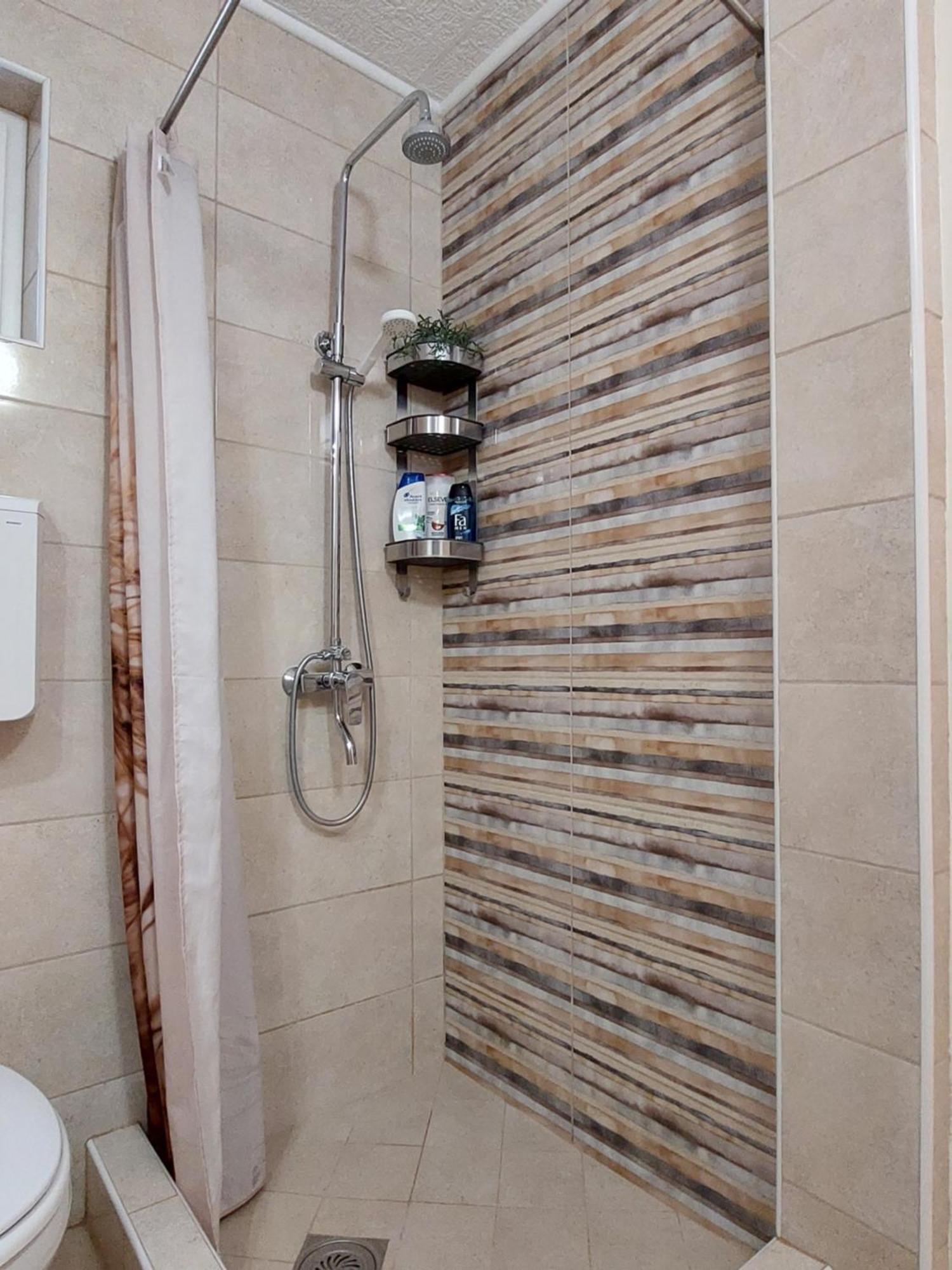 Street Apartment Subotica Ngoại thất bức ảnh